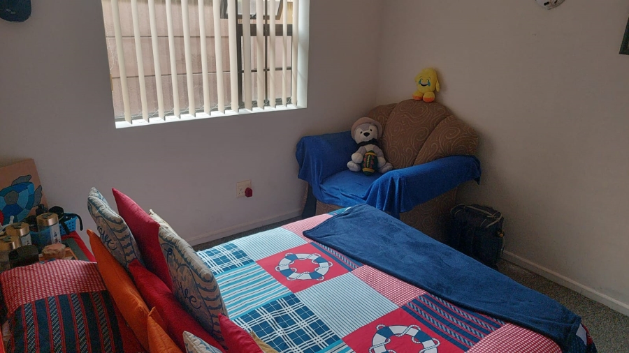 To Let 3 Bedroom Property for Rent in Hartenbos Central Western Cape
